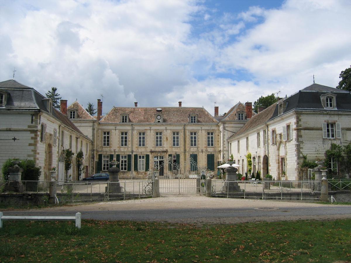 Chateau De Juvigny 外观 照片